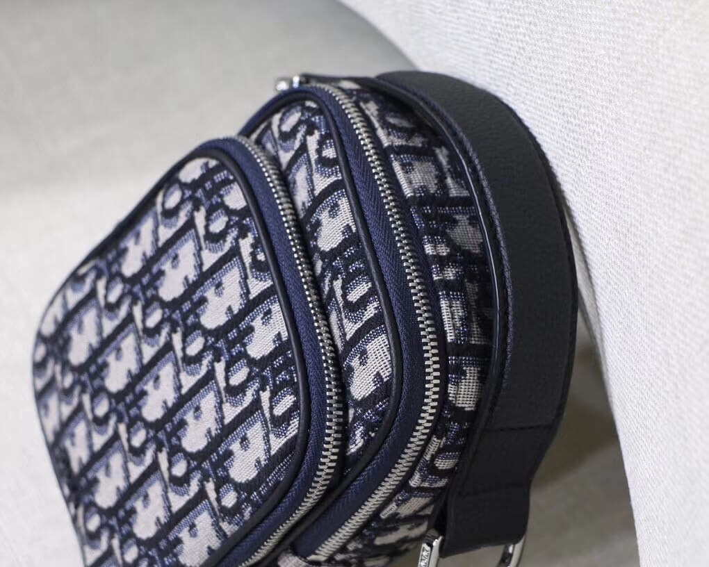 Christian Dior Mini Oblique Diorcamp Messenger Bag M1290