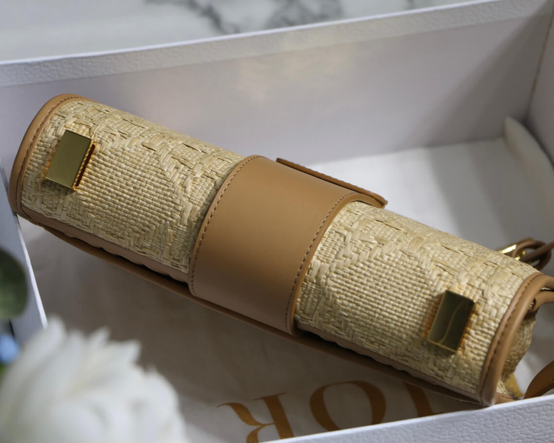 Christian Dior 30 Montaigne Bag Natural Cannage Raffia M9203