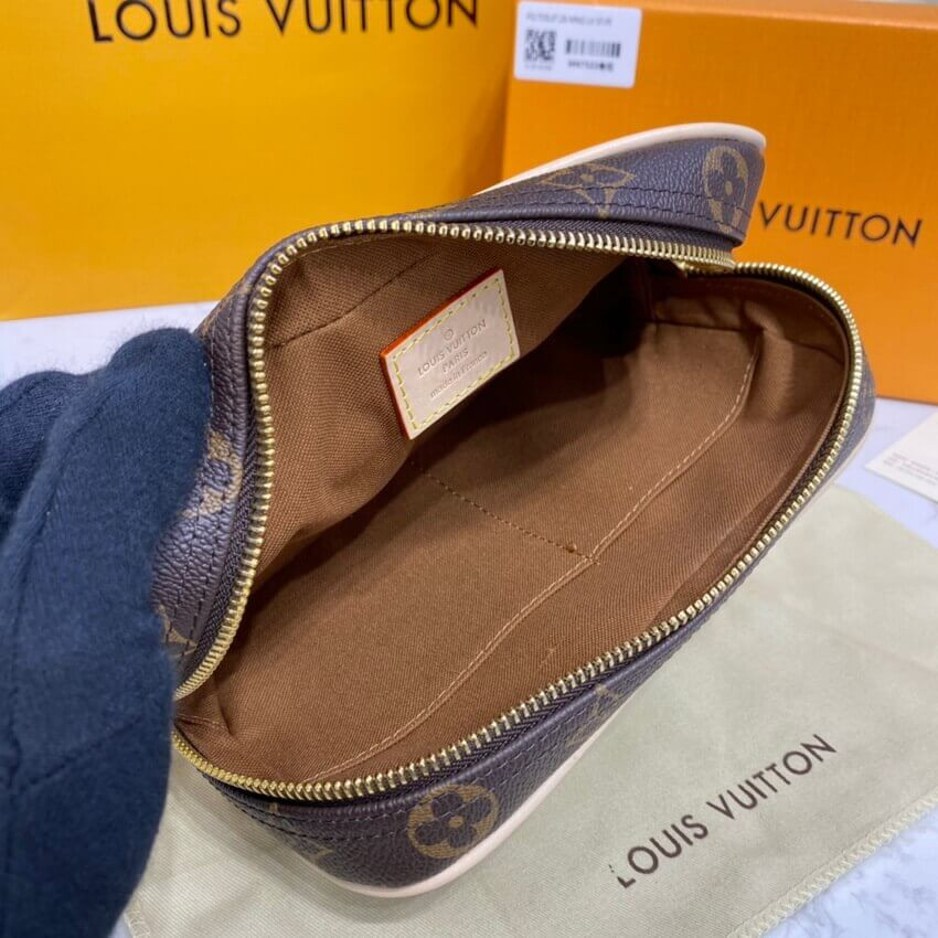 Louis Vuitton Monogram Canvas Toilet Pouch PM M47507