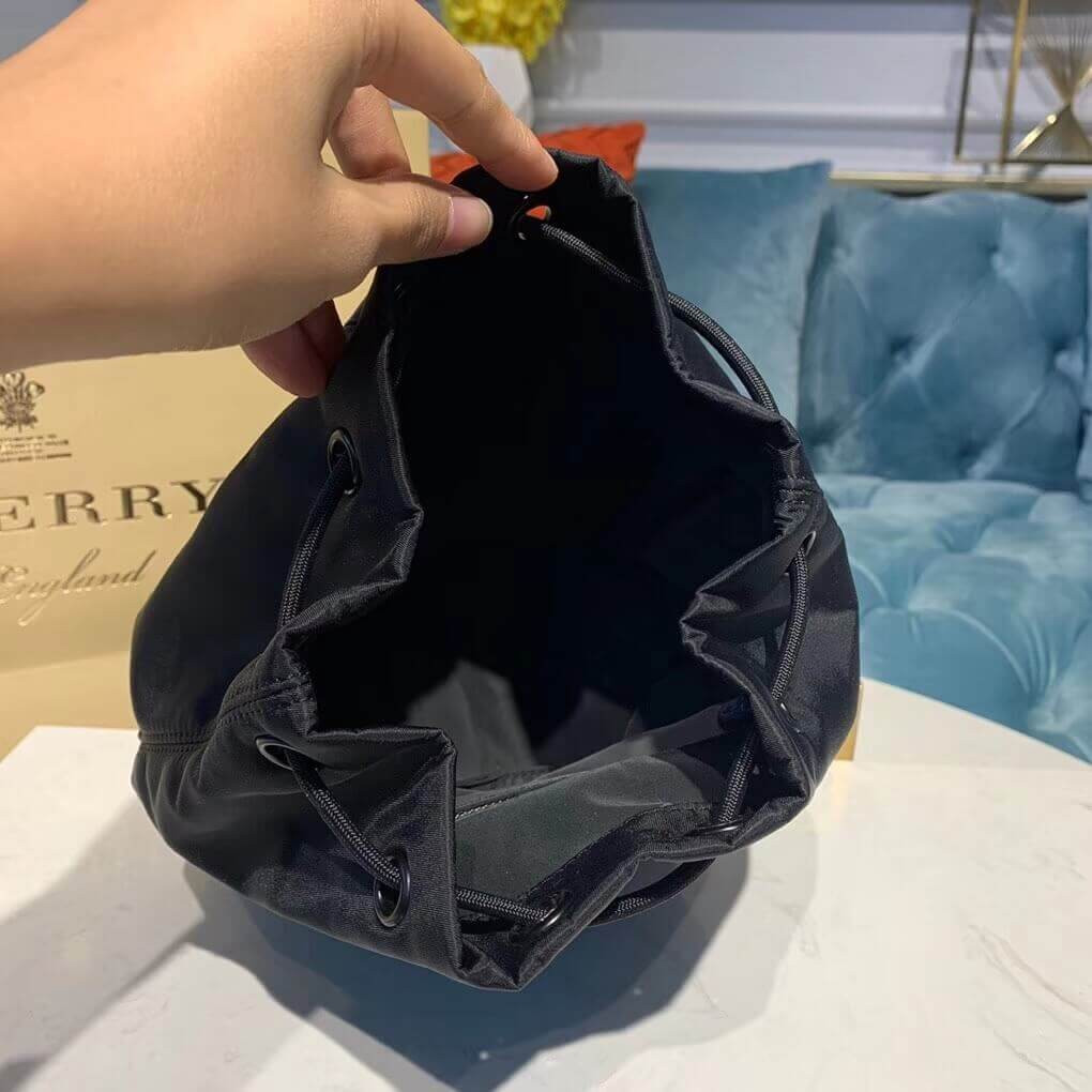 Burberry Logo Print Nylon Drawcord Pouch 80150451