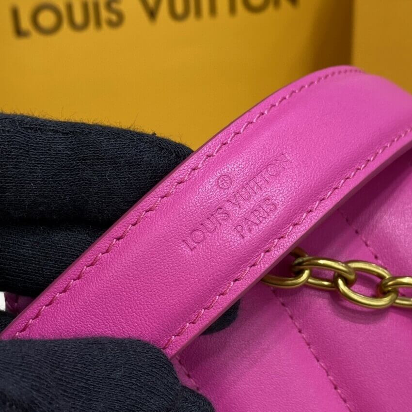 Louis Vuitton New Wave Chain Bag M58553 Agathe Pink