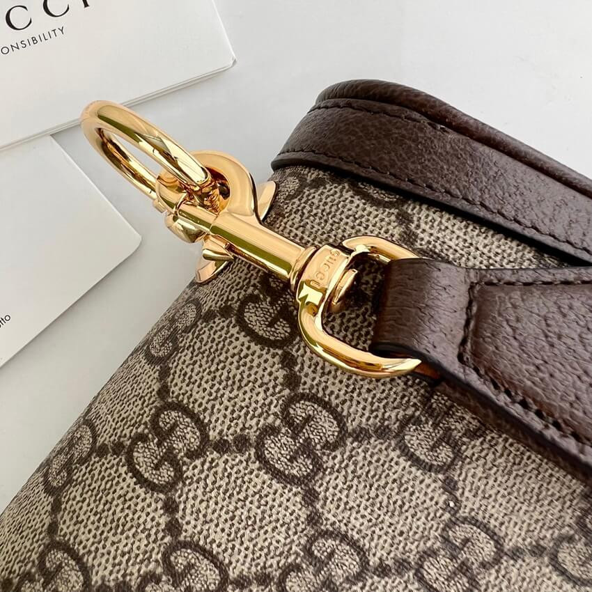 Gucci Blondie Medium Shoulder Bag With Round Interlocking G 699210