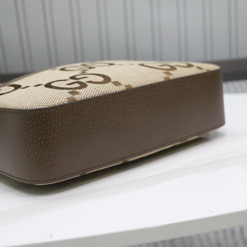 Gucci Messenger Bag With Jumbo GG 675891