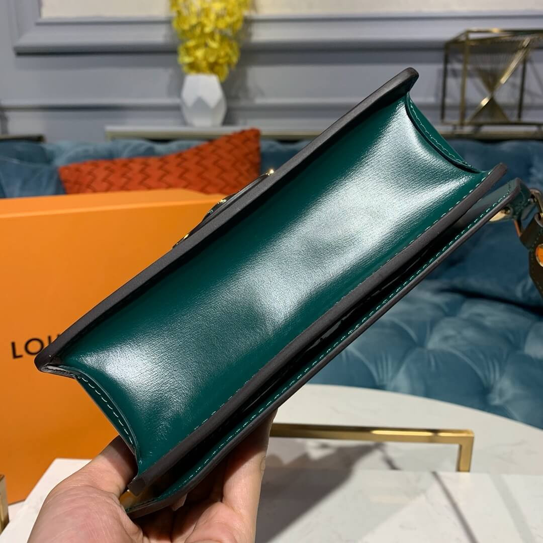 Louis Vuitton Bumbag Dauphine M53228