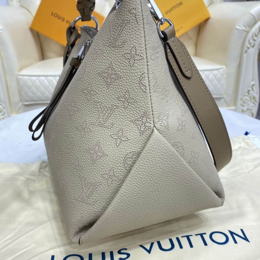 Louis Vuitton Beaubourg Hobo MM M56084