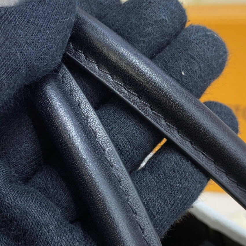 Louis Vuitton Printed Matte Calf Leather Onthego MM M59264