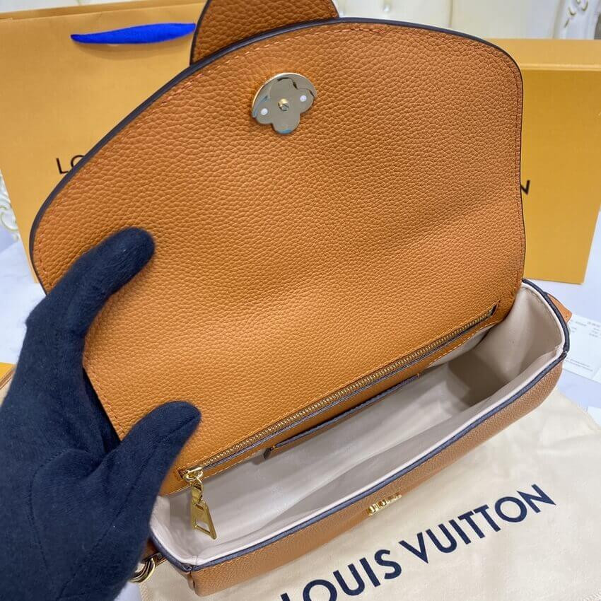 Louis Vuitton LV Pont 9 Soft MM M58968 Sienne Doree