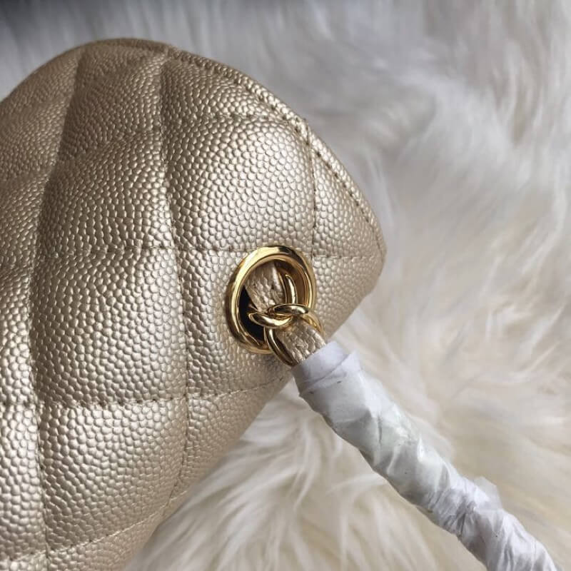 Chanel Caviar Calfskin 20cm Classic Flap Bag 1116