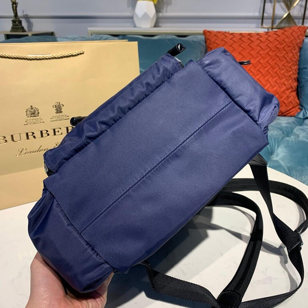 Burberry The Medium Rucksack in Logo Print Nylon 80116191