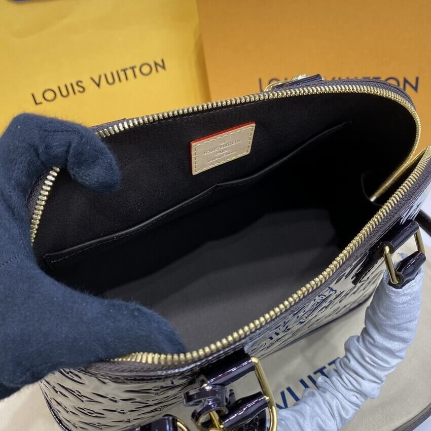 Louis Vuitton Monogram Vernis Leather Alma PM M91611