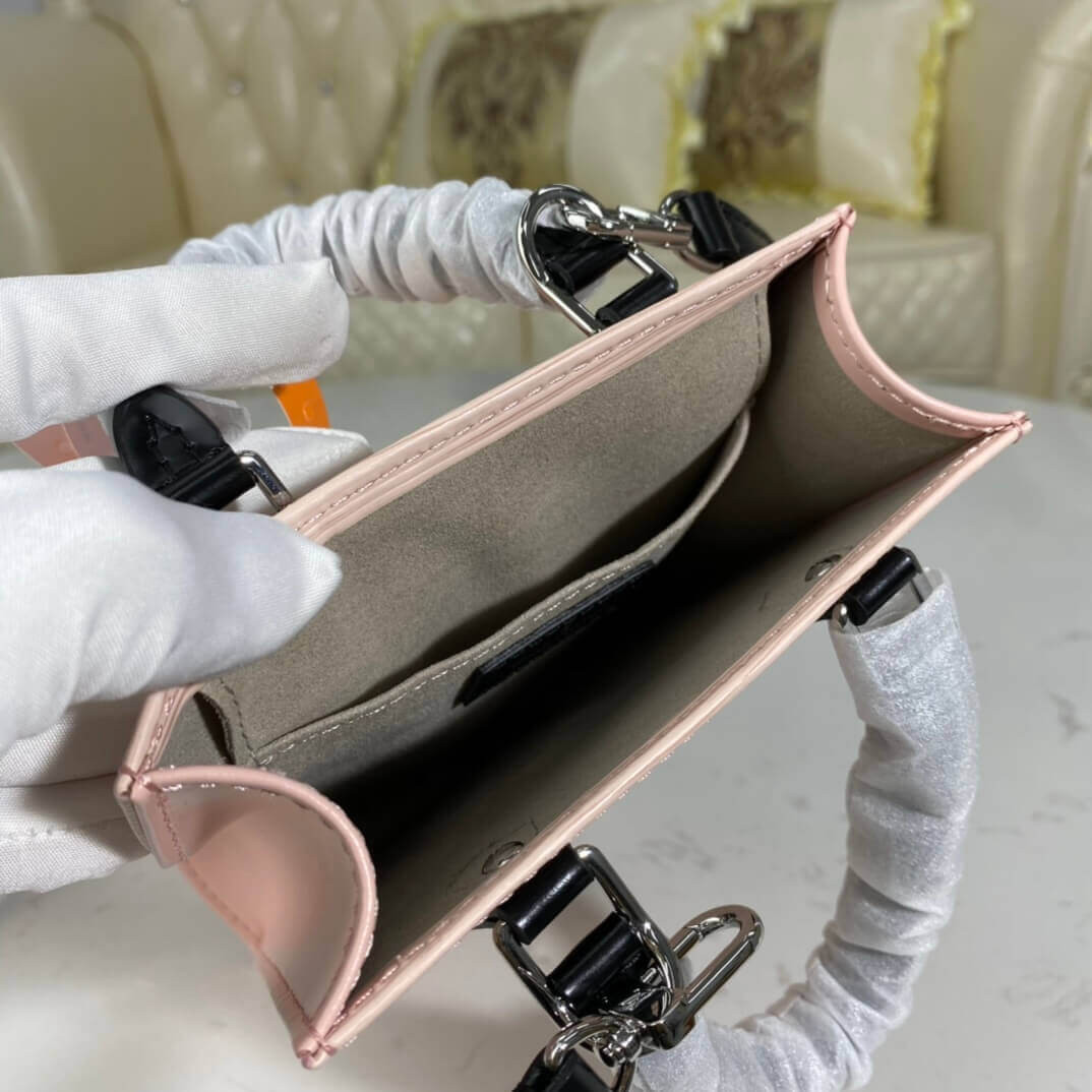 Louis Vuitton Petit Sac Plat M69441 M69575