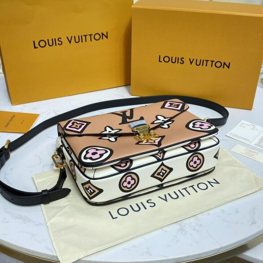 Louis Vuitton Pochette Metis M45823