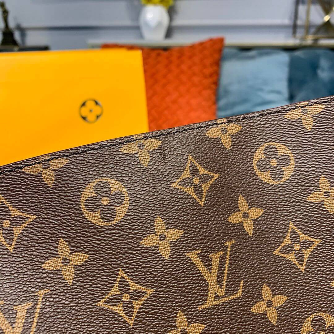 Louis Vuitton Monogram Canvas Graceful MM M43703