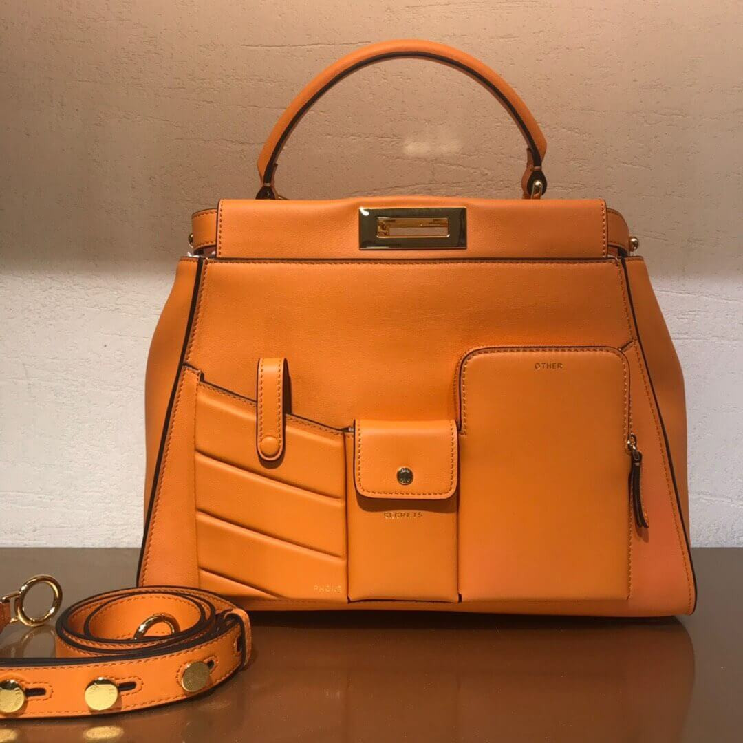 Fendi Peekaboo Iconic Medium Pocket Bag 8BN312