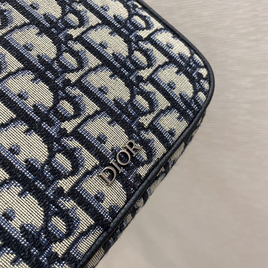 Dior Messenger Pouch