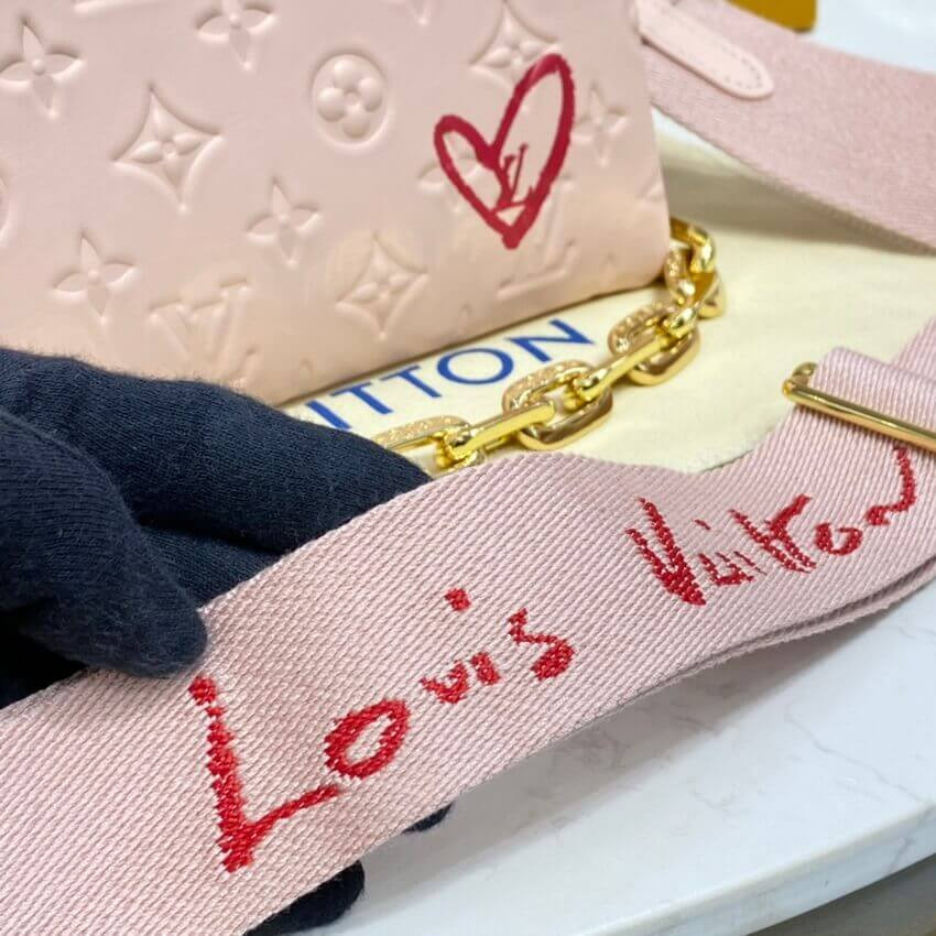 Louis Vuitton Fall In Love Coussin PM Light Pink M58739