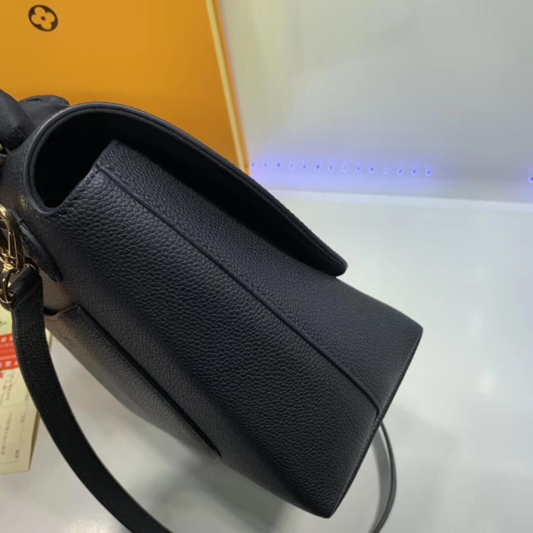 Louis Vuitton Volta M55060 M53771 M55214 M55222