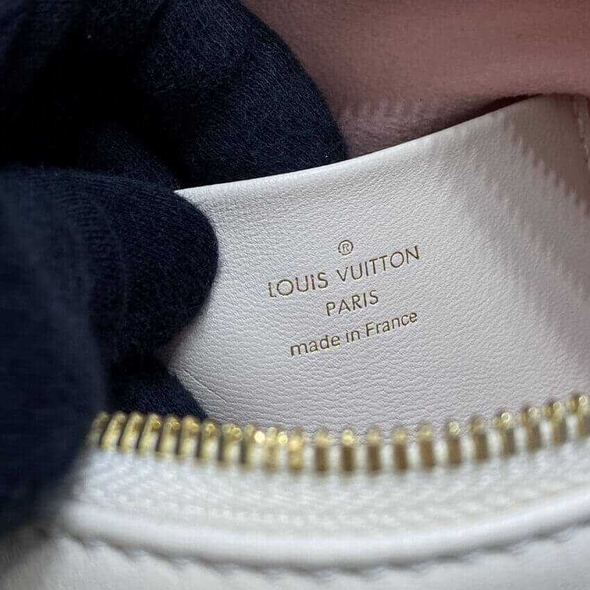 Louis Vuitton Speedy Bandoulière 22 M58631 in Ivory