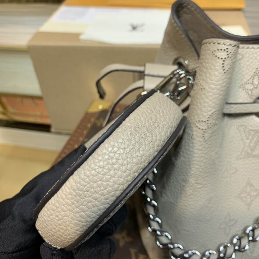 Louis Vuitton Mahina Leather Bella M57201