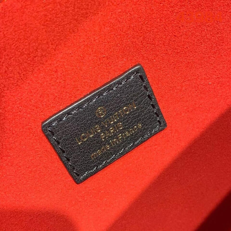 Louis Vuitton Monogram Canvas Pochette Metis M43984