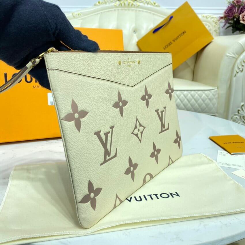Louis Vuitton Daily Pouch M80174 Cream