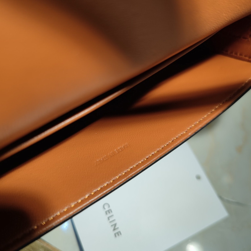 Celine Triomphe Shoulder Bag In Natural Calfskin 194143 Tan