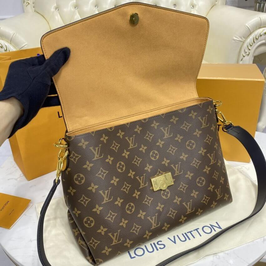 Louis Vuitton Monogram Beauborg MM M43953