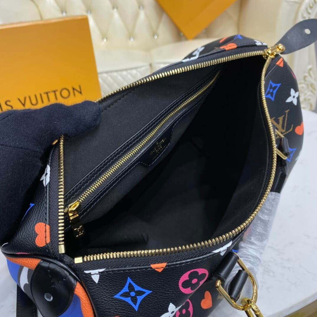 Louis Vuitton Game On Speedy Bandoulière 30 M57465