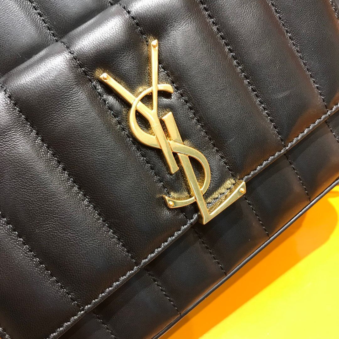 Saint Laurent Vicky Camera Bag In Quilted Lambskin 555052