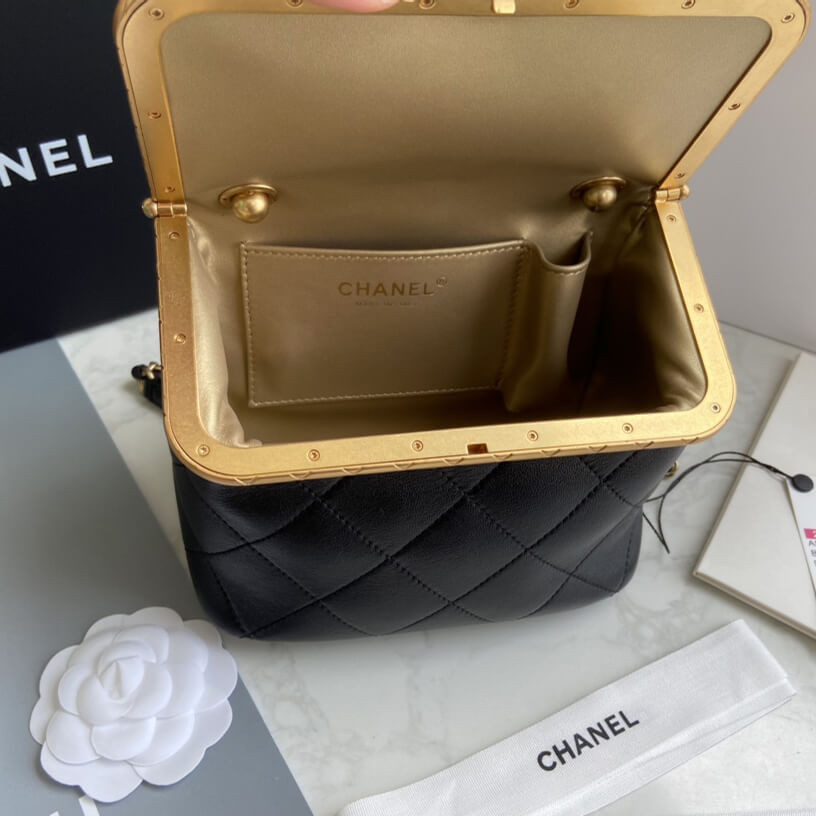 Chanel Lambskin Kiss-Lock Clasp Bag AS1886