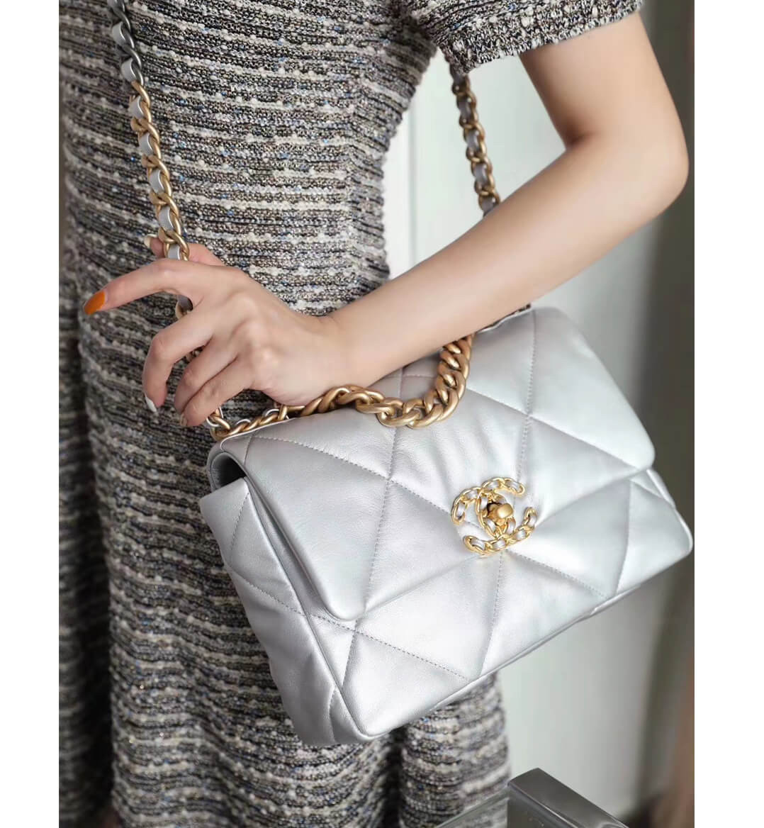 Chanel 19 Flap Bag AS1160 Silver