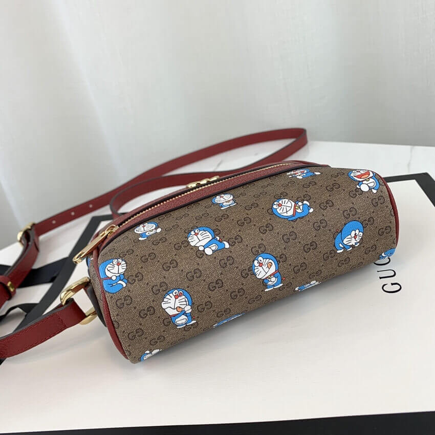 Doraemon x Gucci Mini Bag 647784