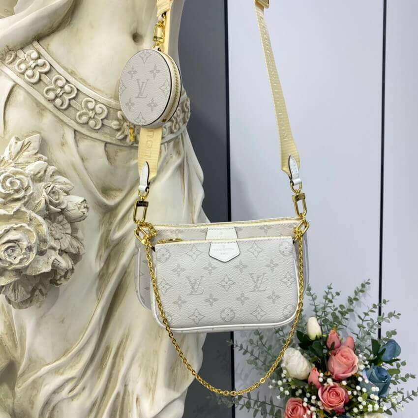 Louis Vuitton Monogram Multi Pochette Accessoires White