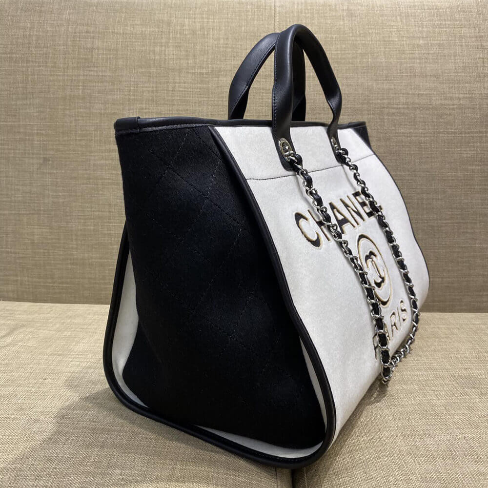 Chanel Wool Felt Deauville Shopping Bag A60598 White/Black