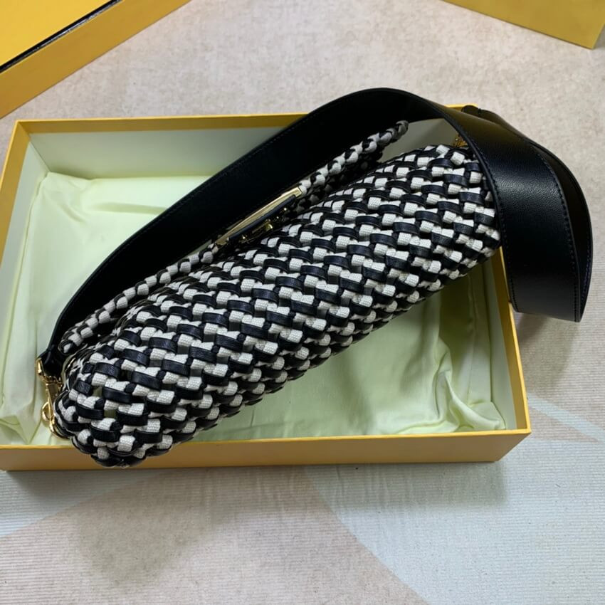 Fendi Baguette in Black Leather and White Fabric 2032