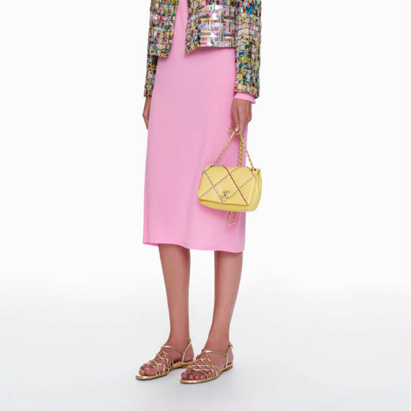 Chanel Small Entwined Chain Bag AS2382