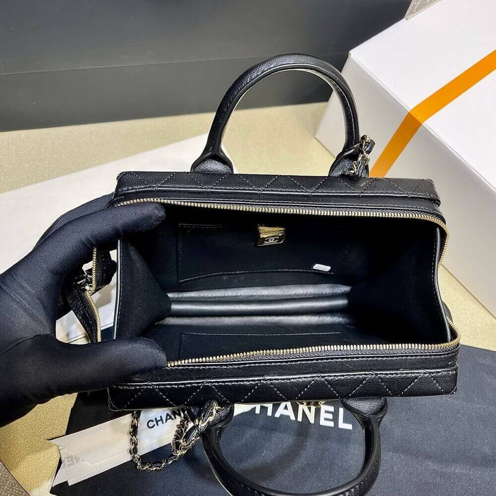 Chanel Vanity Case in Calfskin AS3345 Black