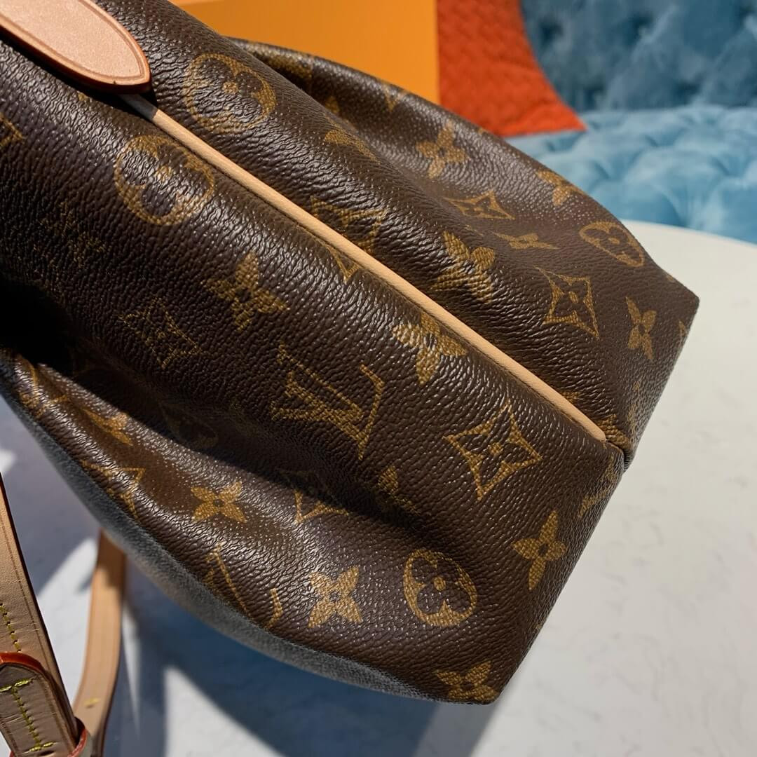 Louis Vuitton Monogram Canvas Turenne MM M48814