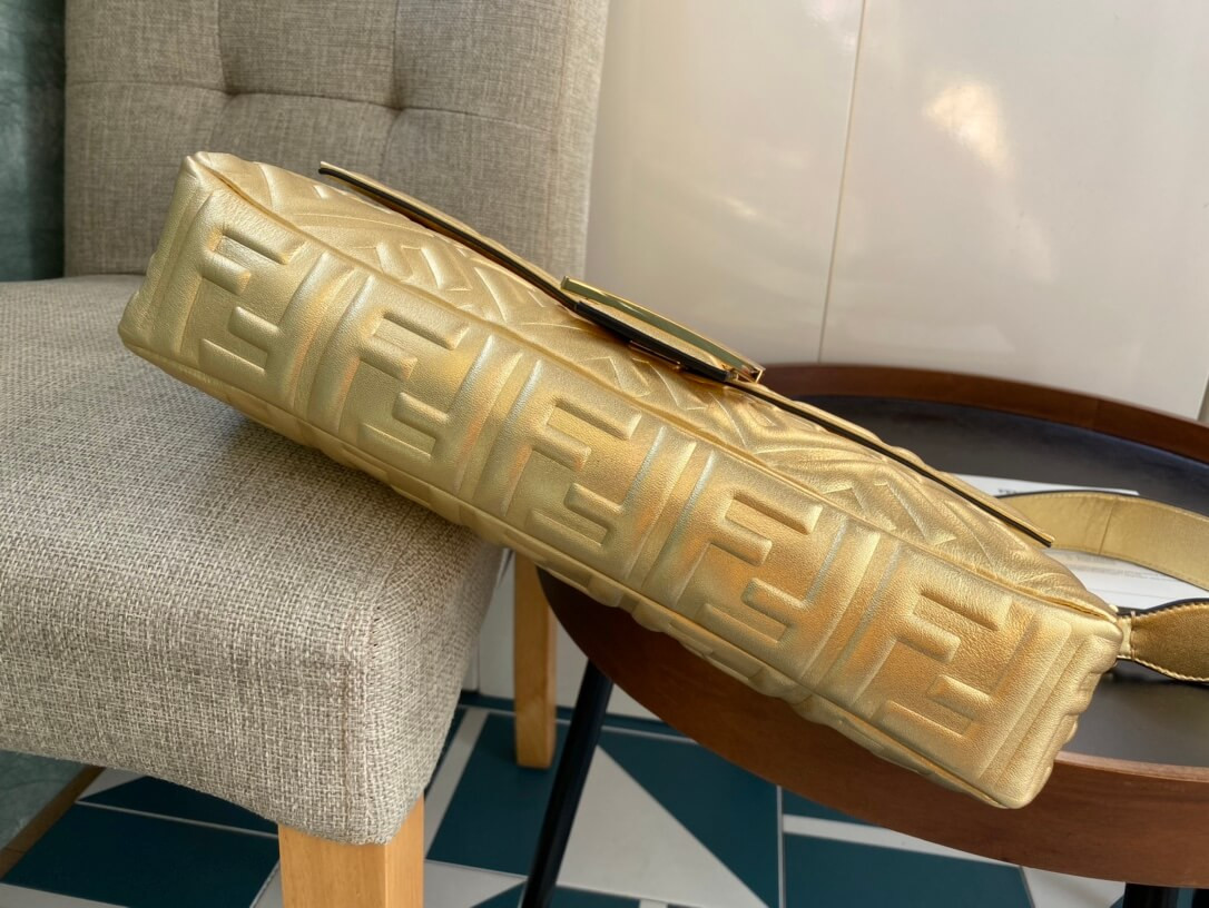 Fendi Baguette Golden Leather Bag 8BR60