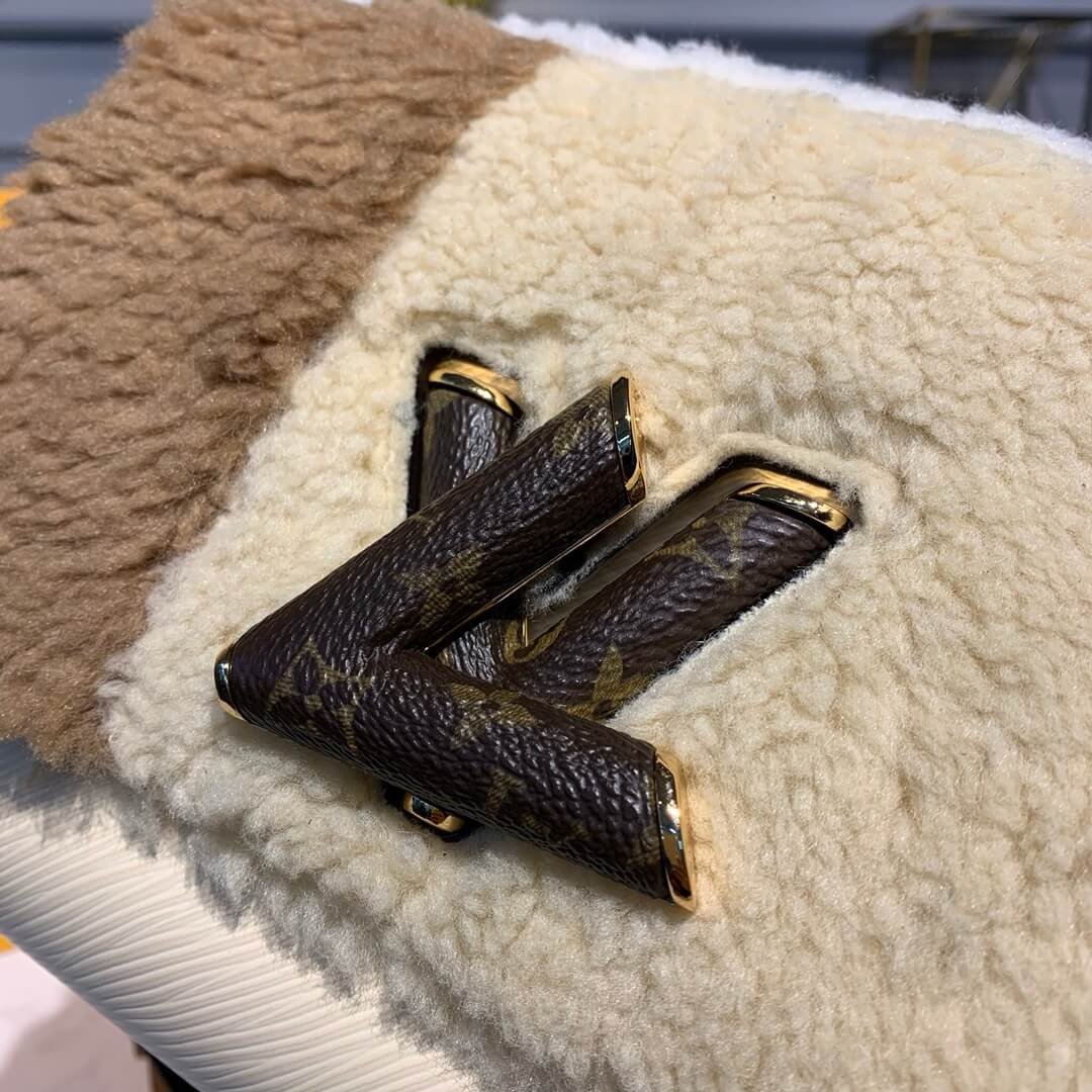 Louis Vuitton Shearling and Epi leather Twist MM M55450