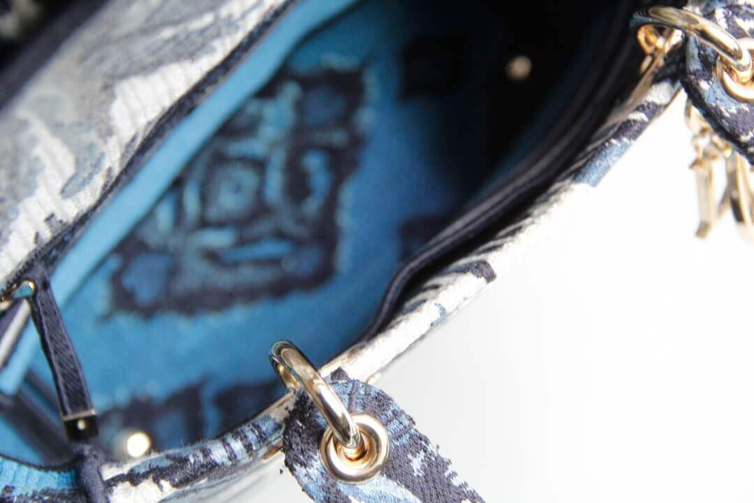 Dior Medium Blue Alms Embroidery Lady D-Lite Bag M0565