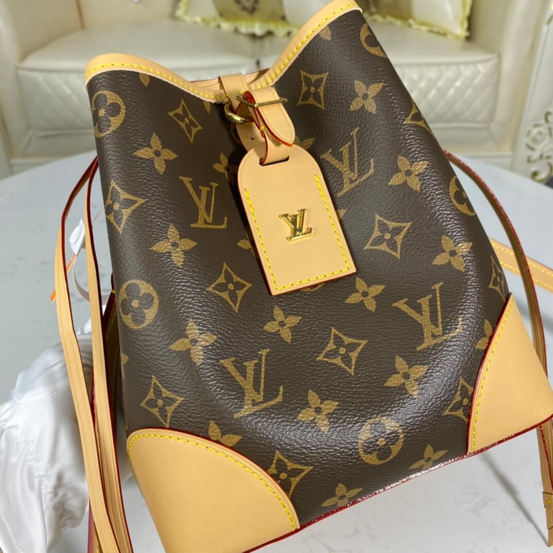 Louis Vuitton Monogram Canvas Bucket Bag M45550