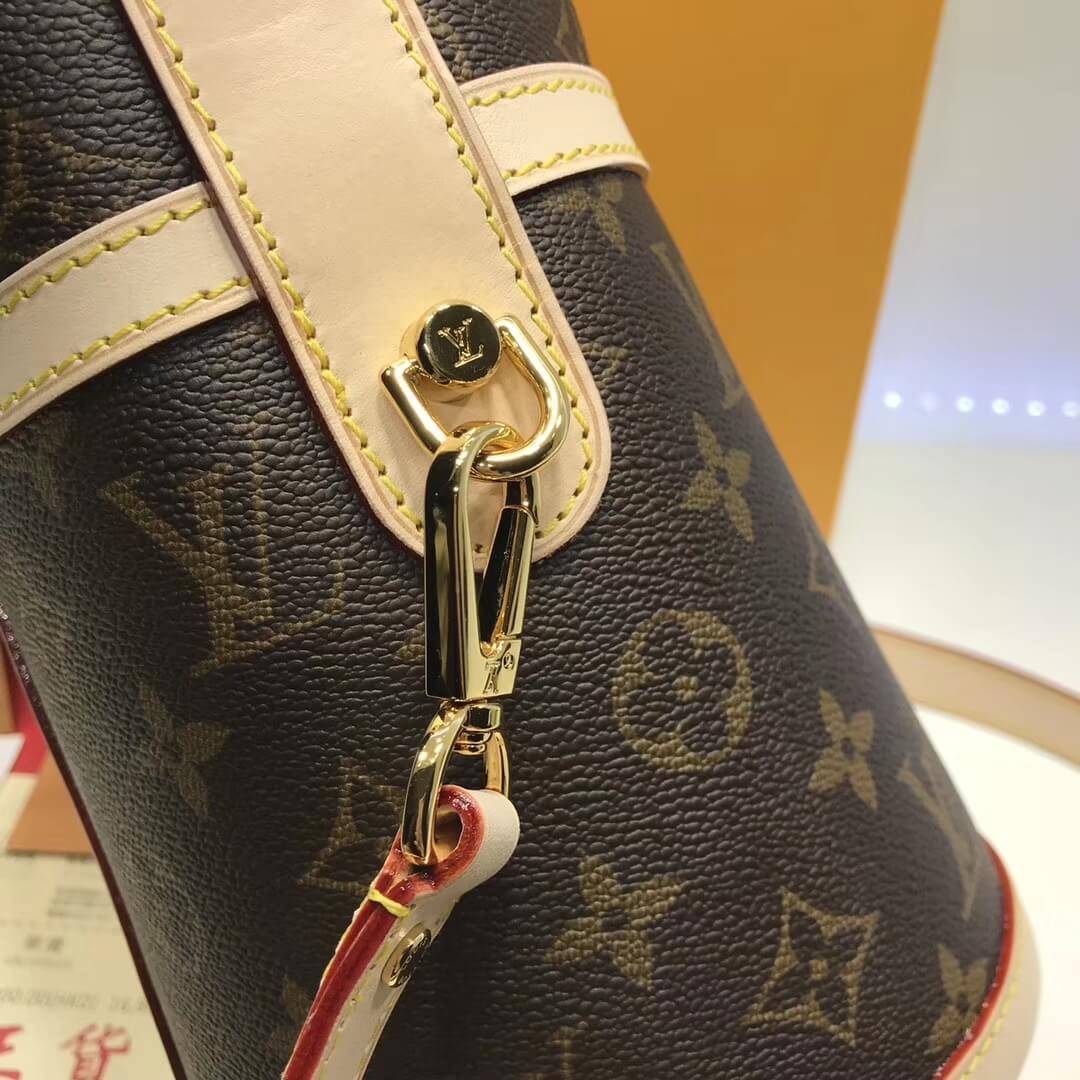 Louis Vuitton Monogram Canvas Duffle Bag M43587
