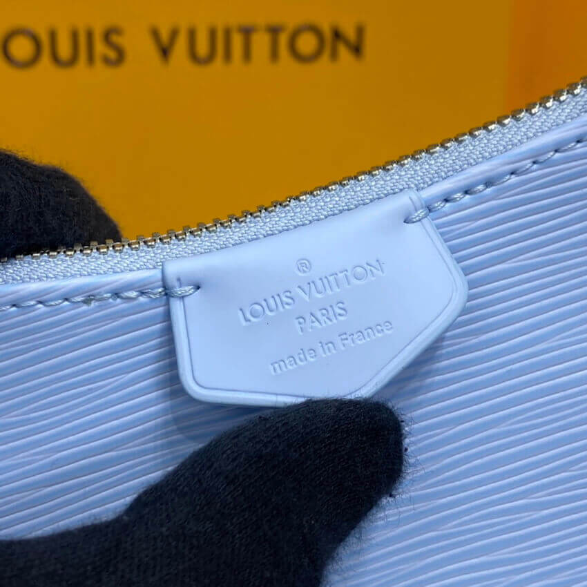 Louis Vuitton Easy Pouch On Strap M80471