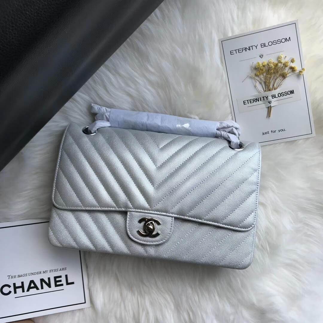 Chanel Chevron Caviar Calfskin Classic Flap Bag A01112