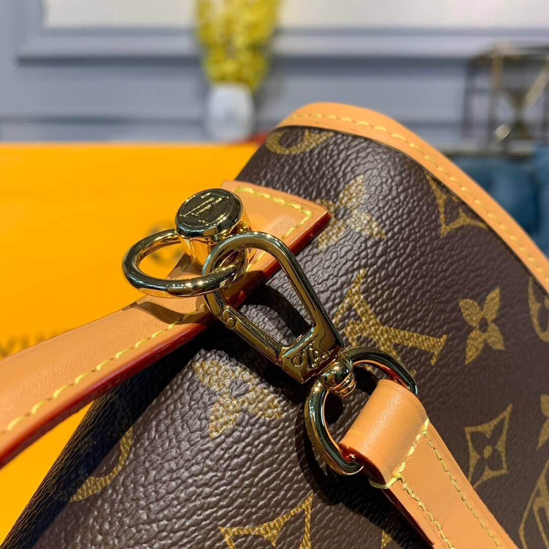 Louis Vuitton Monogram Canvas Ivy M44918