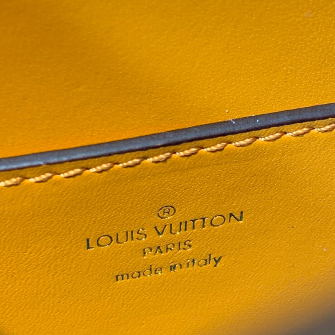 Louis Vuitton LV Pont 9 M55946