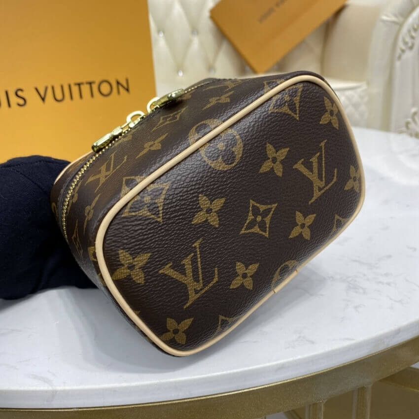Louis Vuitton Monogram Canvas Nice Mano Toiletry Pouch M44936