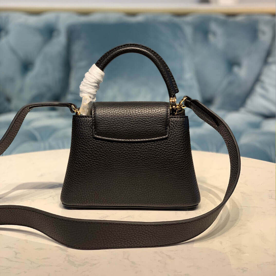 Louis Vuitton Capucines Mini M56071