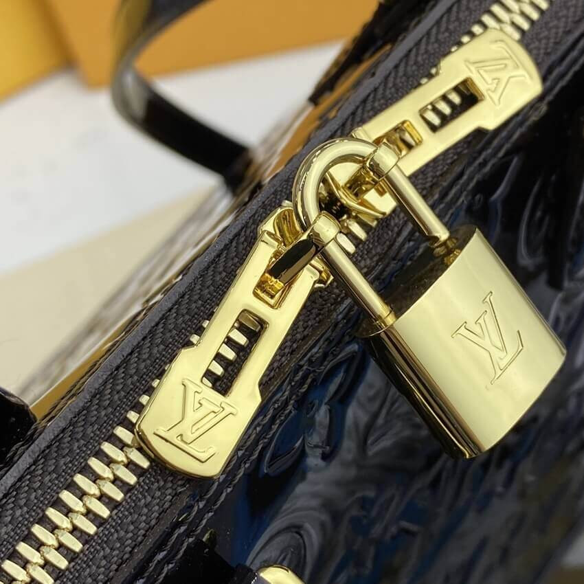 Louis Vuitton Monogram Vernis Leather Alma PM M91611